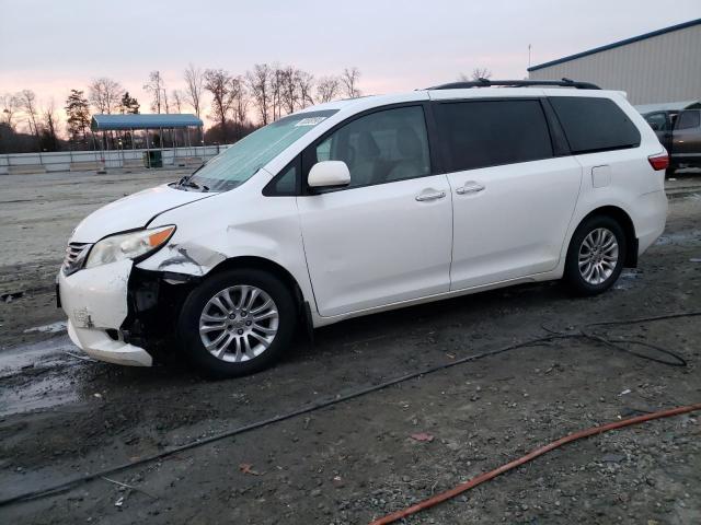 Photo 1 from auction – 2015 TOYOTA SIENNA XLE with VIN 5TDYK3DC3FS543299
