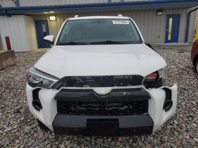 Photo 5 from auction – 2015 TOYOTA 4RUNNER SR with VIN JTEBU5JRXF5276491