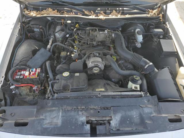 Photo 11 from auction – 2004 MERCURY GRAND MARQ with VIN 2MEHM75W74X614983