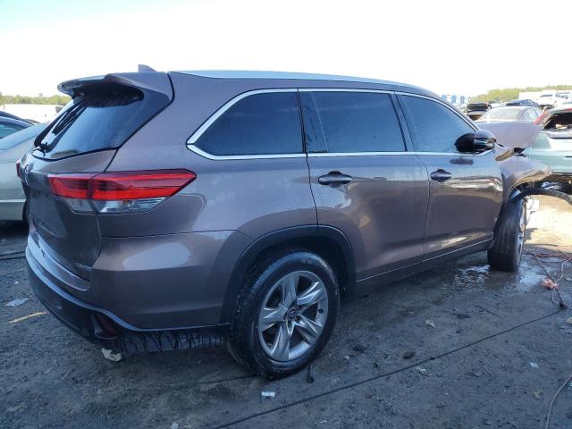 Photo 3 from auction – 2017 TOYOTA HIGHLANDER with VIN 5TDYZRFH7HS207567