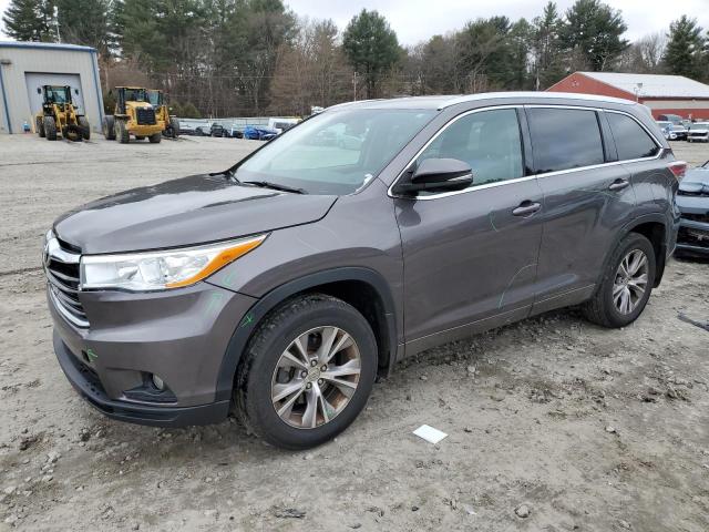 TOYOTA HIGHLANDER 2015 with VIN 5TDJKRFH8FS172752 - Photo from auction