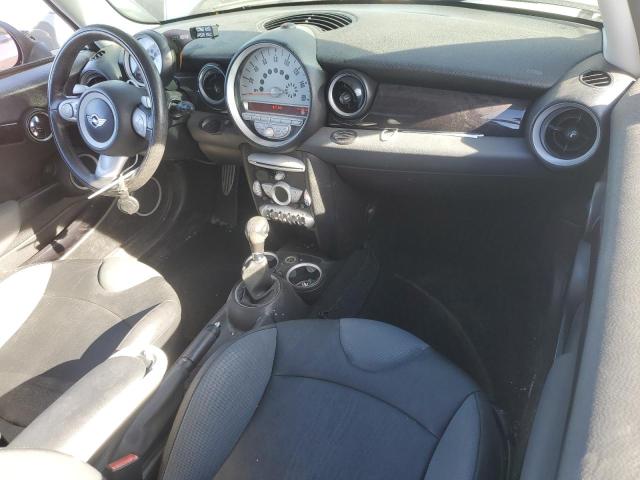 Photo 8 from auction – 2009 MINI COOPER S with VIN WMWMF735X9TW87769