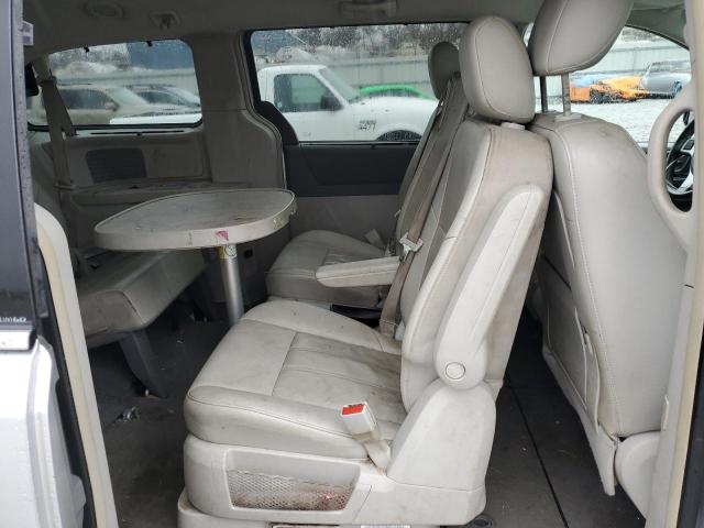 Photo 11 from auction – 2008 CHRYSLER TOWN & COU with VIN 2A8HR54P08R829089