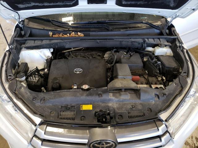 Photo 11 from auction – 2018 TOYOTA HIGHLANDER with VIN 5TDJZRFH7JS888448