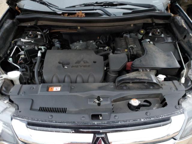 Photo 11 from auction – 2016 MITSUBISHI OUTLANDER with VIN JA4AD2A31GZ000358