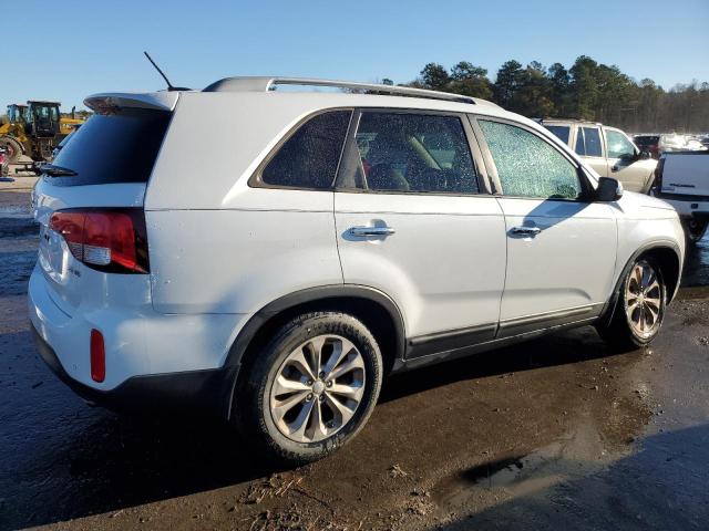 Photo 3 from auction – 2015 KIA SORENTO EX with VIN 5XYKU4A73FG578712