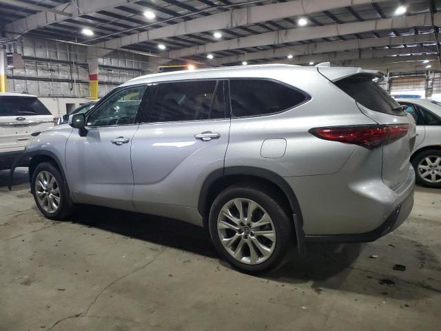 Photo 2 from auction – 2022 TOYOTA HIGHLANDER with VIN 5TDXBRCH4NS555522