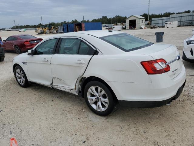 Photo 2 from auction – 2010 FORD TAURUS SEL with VIN 1FAHP2EW5AG160879