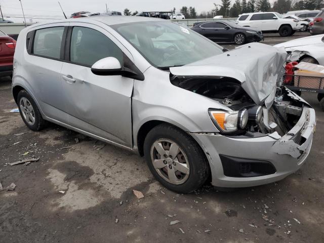 Zdjęcie 4 z aukcji – 2014 CHEVROLET SONIC LS z VIN 1G1JB6SH3E4153615