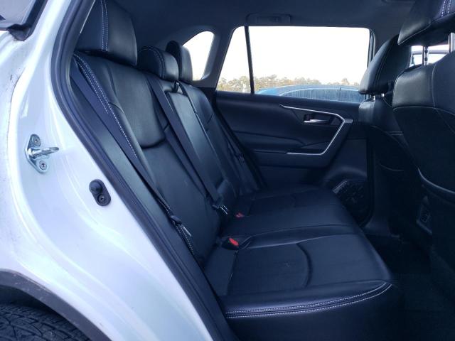 Photo 11 from auction – 2019 TOYOTA RAV4 XLE with VIN 2T3W1RFV2KW010607