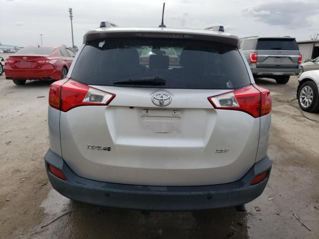 Photo 6 from auction – 2015 TOYOTA RAV4 XLE with VIN JTMWFREV8FD069425