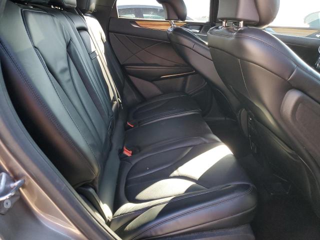 Photo 11 from auction – 2016 LINCOLN MKC SELECT with VIN 5LMCJ2C9XGUJ12381