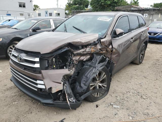 TOYOTA HIGHLANDER 2019 with VIN 5TDZARFH2KS061002 - Photo from auction