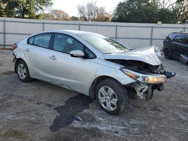 Photo 4 from auction – 2017 KIA FORTE LX with VIN 3KPFK4A71HE138477