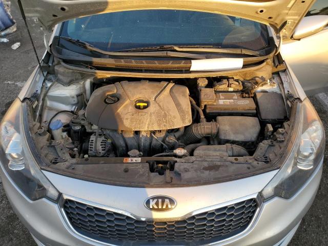 Photo 11 from auction – 2016 KIA FORTE EX with VIN KNAFZ4A85G5556939