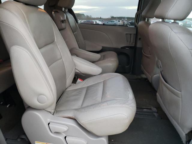 Photo 11 from auction – 2015 TOYOTA SIENNA XLE with VIN 5TDYK3DC3FS543299