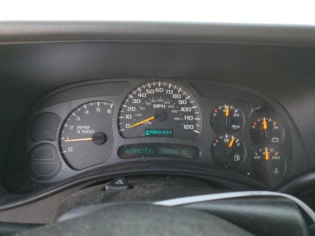 Photo 9 from auction – 2004 CHEVROLET SILVERADO with VIN 2GCEK19T741214061
