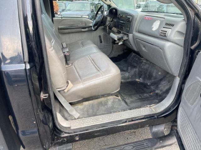 Photo 5 from auction – 2005 FORD F550 SUPER with VIN 1FDAF56P15EC69733