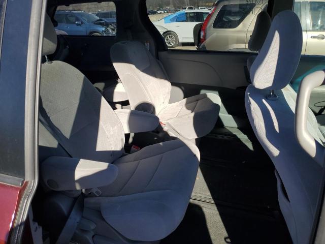 Photo 10 from auction – 2015 TOYOTA SIENNA LE with VIN 5TDJK3DC8FS102298