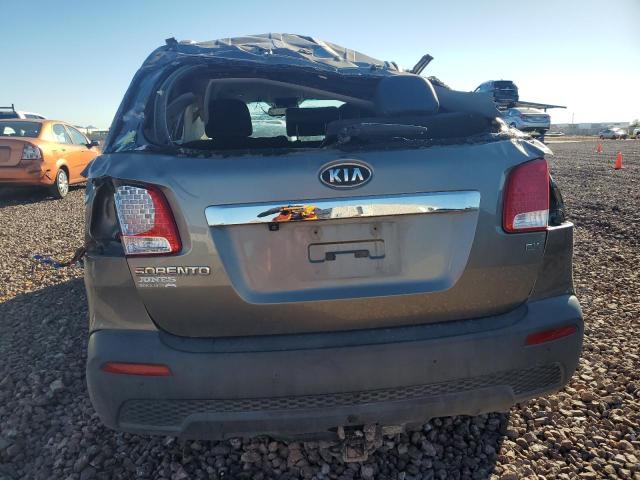 Photo 6 from auction – 2013 KIA SORENTO EX with VIN 5XYKU4A63DG317049