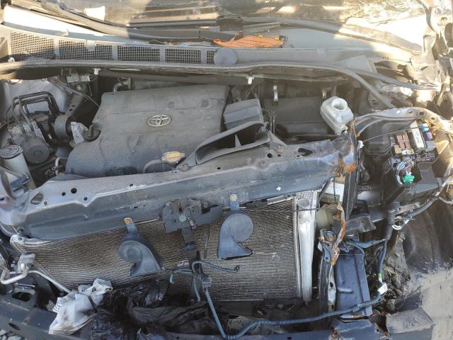Photo 12 from auction – 2013 TOYOTA SIENNA XLE with VIN 5TDDK3DC5DS050719