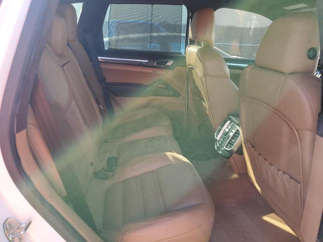 Photo 10 from auction – 2014 PORSCHE CAYENNE TU with VIN WP1AC2A22ELA85547