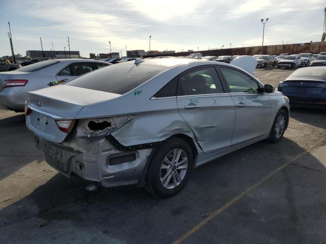 Photo 3 from auction – 2013 HYUNDAI SONATA GLS with VIN 5NPEB4AC0DH667949