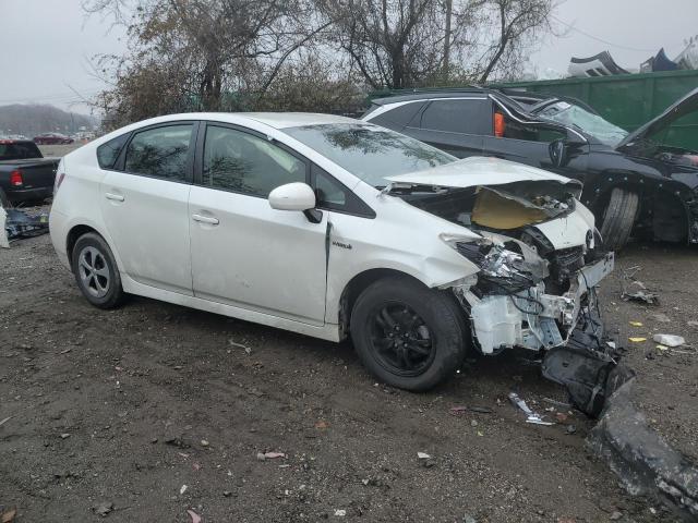 Foto 4 de la subasta – 2015 TOYOTA PRIUS con VIN JTDKN3DU7F0464985