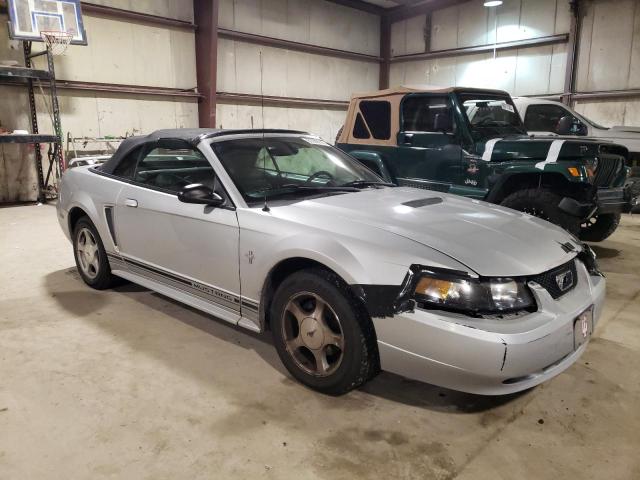 Photo 4 from auction – 2001 FORD MUSTANG with VIN 1FAFP44471F226552