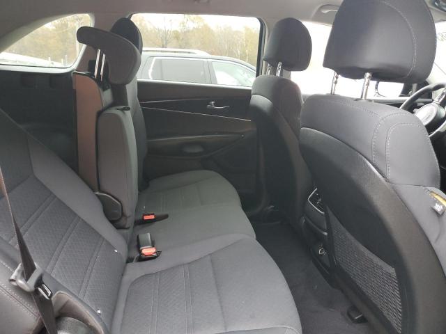 Photo 11 from auction – 2017 KIA SORENTO LX with VIN 5XYPG4A37HG281908
