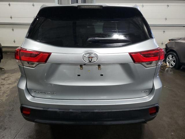 Photo 6 from auction – 2019 TOYOTA HIGHLANDER with VIN 5TDBZRFH7KS977281