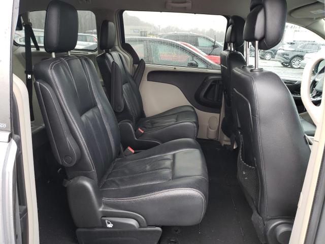 Photo 11 from auction – 2014 CHRYSLER TOWN & COU with VIN 2C4RC1BG2ER285084