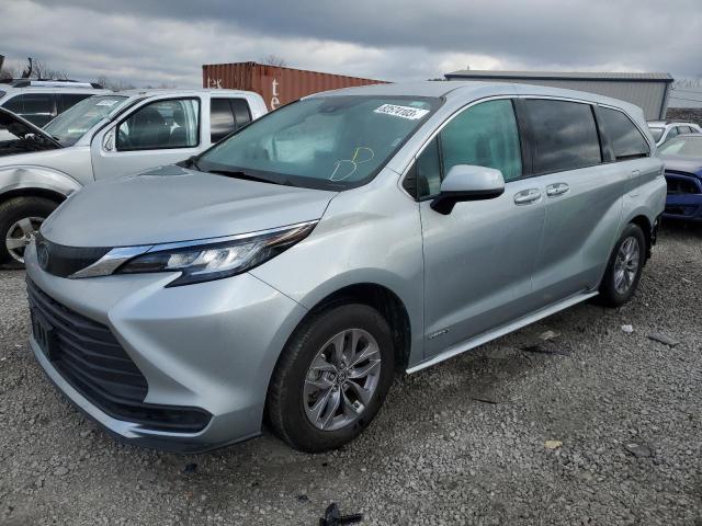 Photo 1 from auction – 2021 TOYOTA SIENNA LE with VIN 5TDKRKEC3MS017052