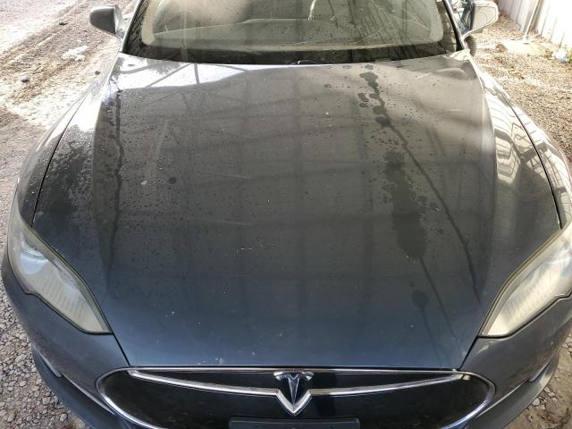 Photo 11 from auction – 2012 TESLA MODEL S with VIN 5YJSA1DP7CFP02230