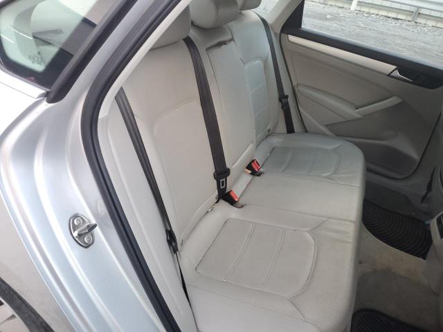 Photo 10 from auction – 2013 VOLKSWAGEN PASSAT SE with VIN 1VWBN7A35DC003263