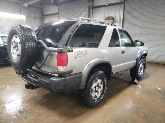 Photo 3 from auction – 2001 CHEVROLET BLAZER with VIN 1GNCT18W61K139338