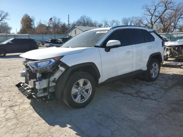 Photo 1 from auction – 2021 TOYOTA RAV4 XLE with VIN 2T3W1RFV4MC165812