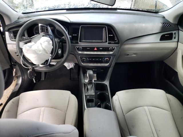Photo 8 from auction – 2018 HYUNDAI SONATA SE with VIN 5NPE24AF2JH620959