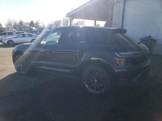 Photo 2 from auction – 2023 PORSCHE MACAN BASE with VIN WP1AA2A59PLB14061