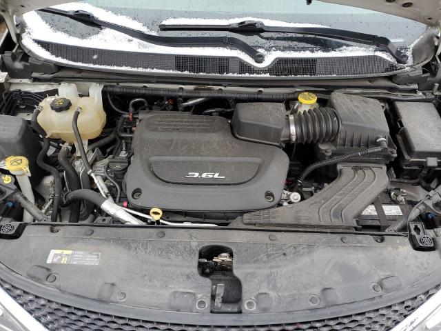 Photo 11 from auction – 2017 CHRYSLER PACIFICA L with VIN 2C4RC1GG4HR622982