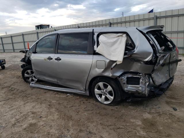 Photo 2 from auction – 2018 TOYOTA SIENNA L with VIN 5TDZZ3DC6JS929224