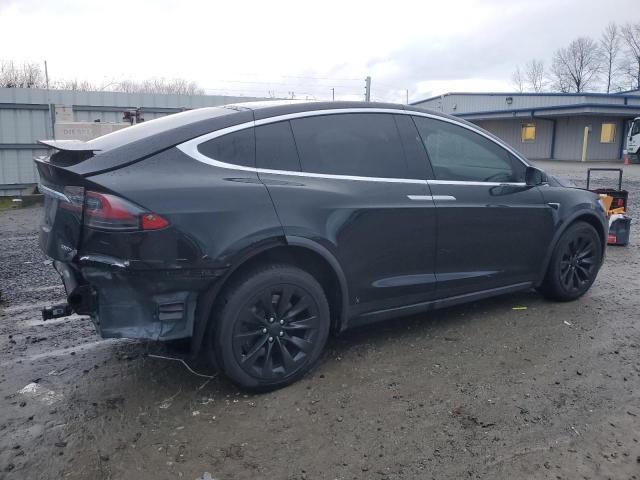 Photo 3 from auction – 2017 TESLA MODEL X with VIN 5YJXCDE20HF060980