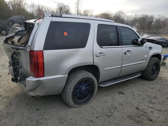 Photo 3 from auction – 2011 CADILLAC ESCALADE with VIN 1GYS4AEF5BR328197