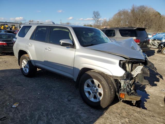 Zdjęcie 4 z aukcji – 2014 TOYOTA 4RUNNER SR z VIN JTEZU5JR7E5070610