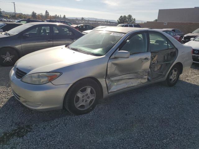 TOYOTA CAMRY LE 2003 with VIN 4T1BF32K13U049837 - Photo from auction