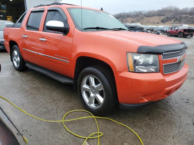 Photo 4 from auction – 2011 CHEVROLET AVALANCHE with VIN 3GNTKGE33BG167168