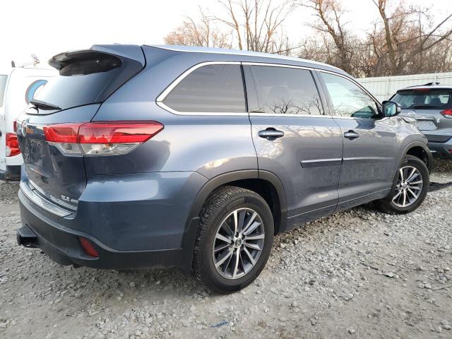 Photo 3 from auction – 2018 TOYOTA HIGHLANDER with VIN 5TDJZRFHXJS870686