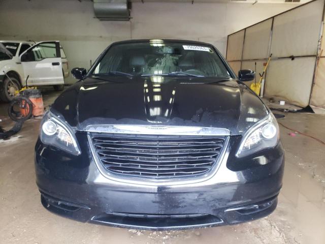 Photo 5 from auction – 2013 CHRYSLER 200 LIMITE with VIN 1C3CCBCG1DN743790