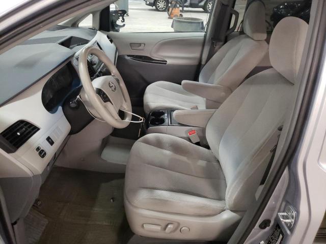 Photo 7 from auction – 2014 TOYOTA SIENNA LE with VIN 5TDKK3DC8ES457555