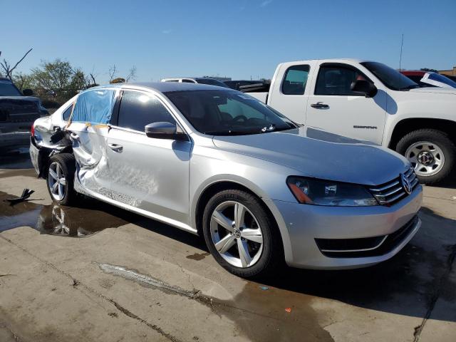Photo 4 from auction – 2015 VOLKSWAGEN PASSAT with VIN 1VWBS7A37FC039094